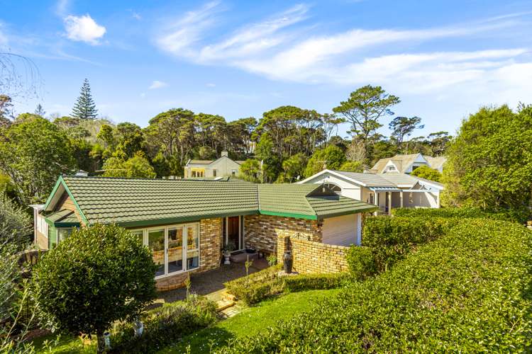 23 Woodfern Crescent Titirangi_19