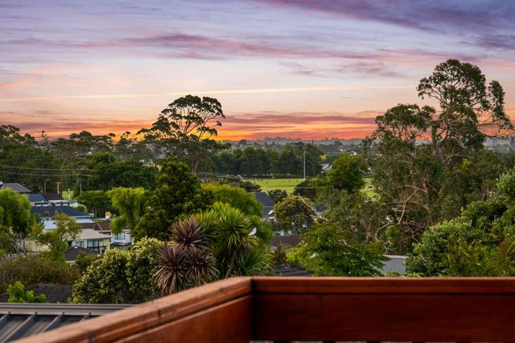 11 Seakens Way Glen Eden_20