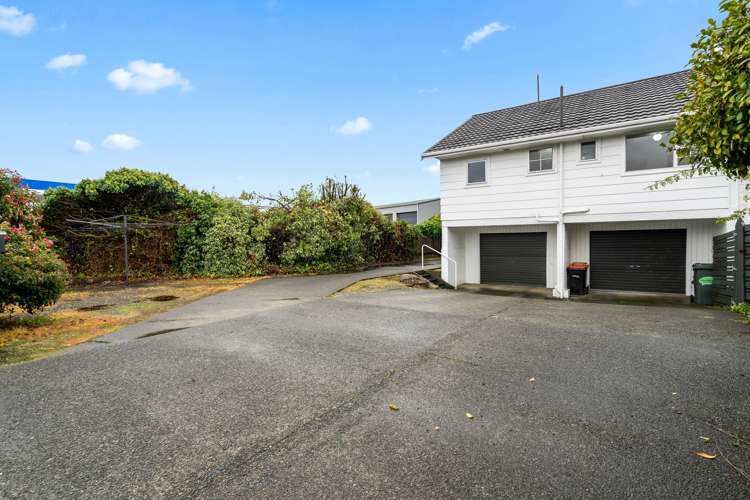 62 Saint Andrew Street Windsor_25