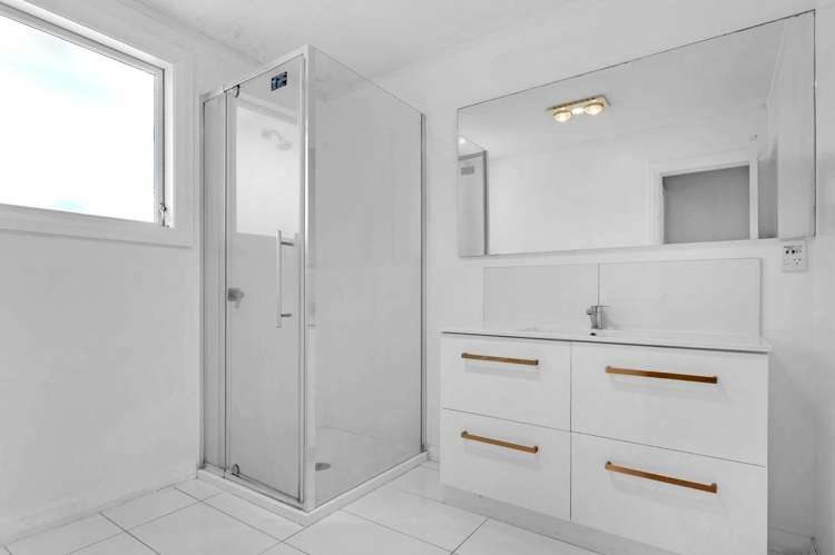 6 Glenvil Lane Te Atatu Peninsula_6