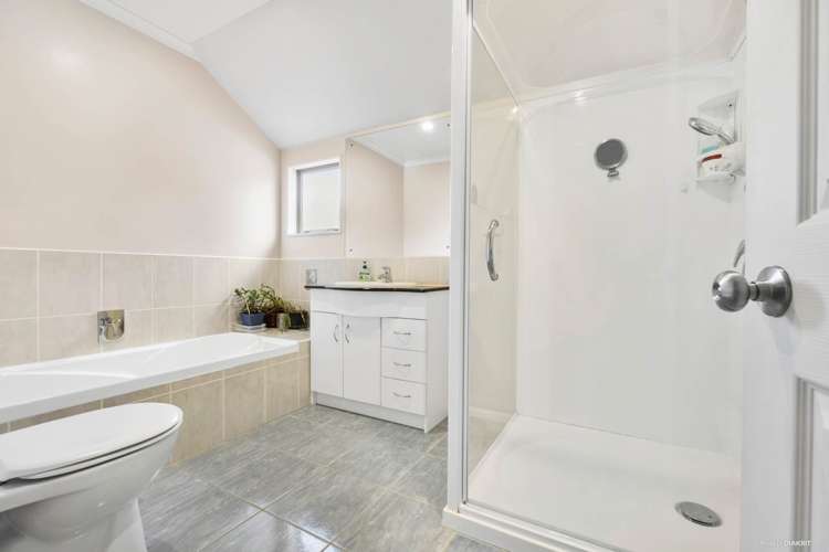 56 Saint Andrews Road Epsom_13