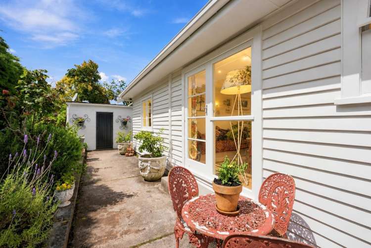 15 Carlisle Road Torbay_13
