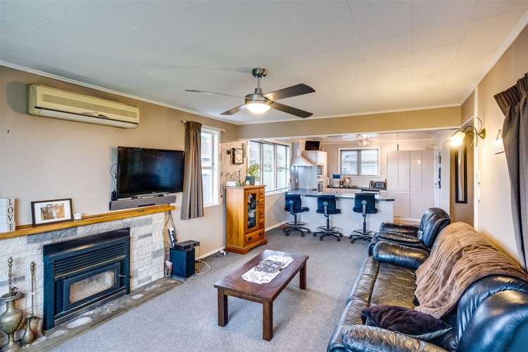 91 Wycliffe Street Onekawa_7