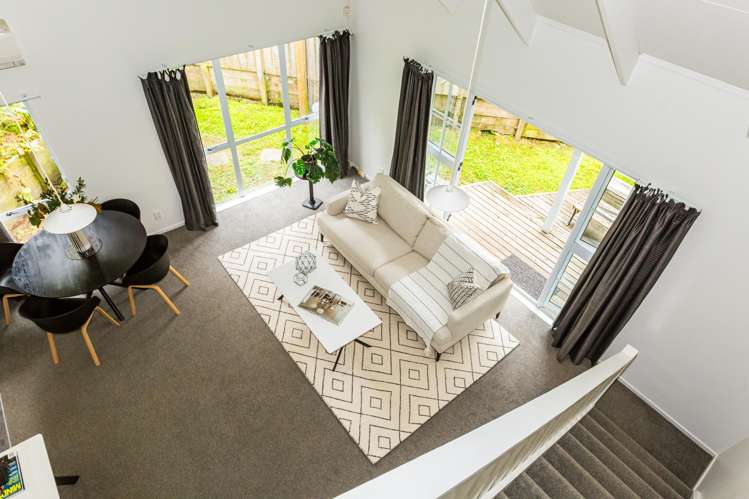 2/54 Hungerford Road_0
