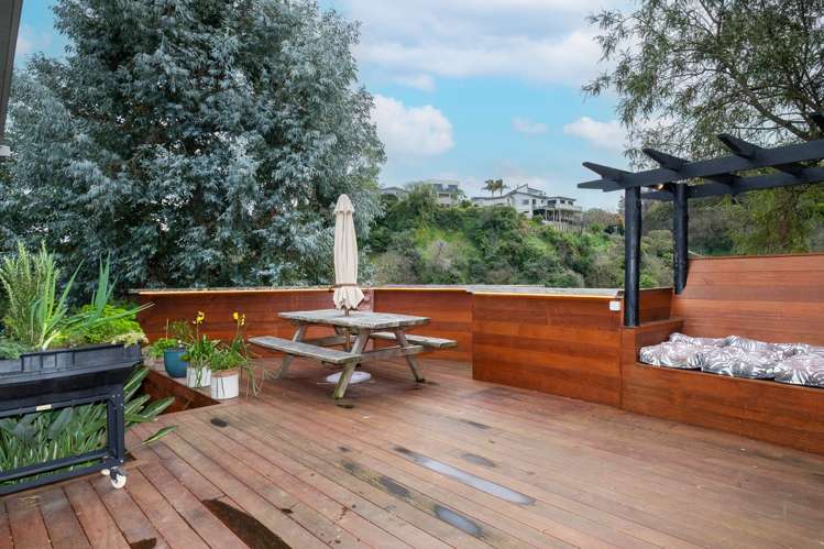 4 Guys Hill Road Hospital Hill_10