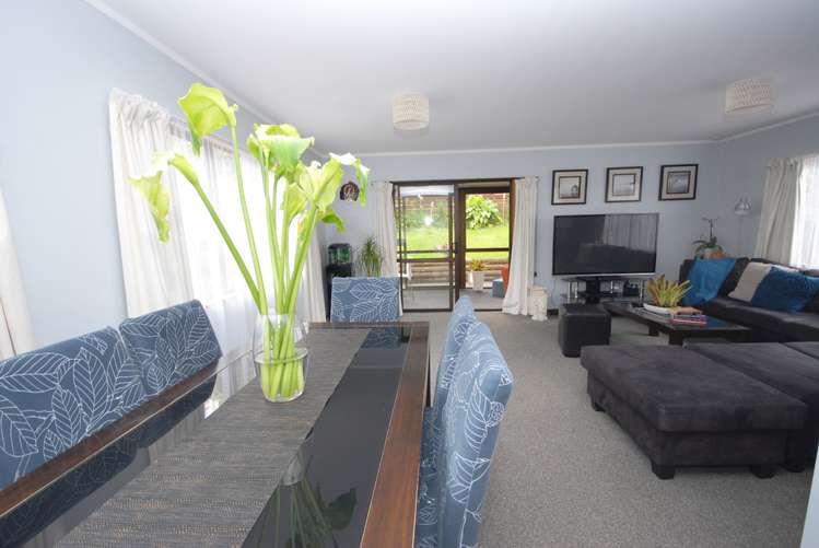 49 Chivalry Road Glenfield_17