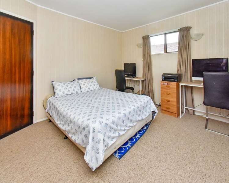 1/1 Manse Road Pahurehure_6