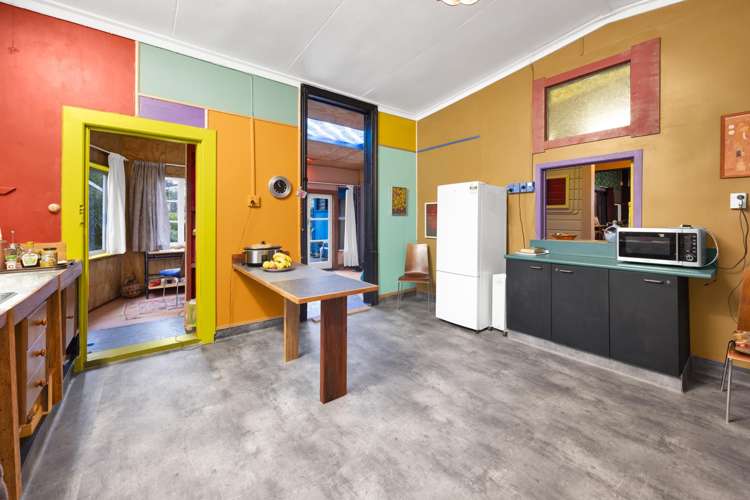 22 Mawhitiwhiti Road Normanby_14