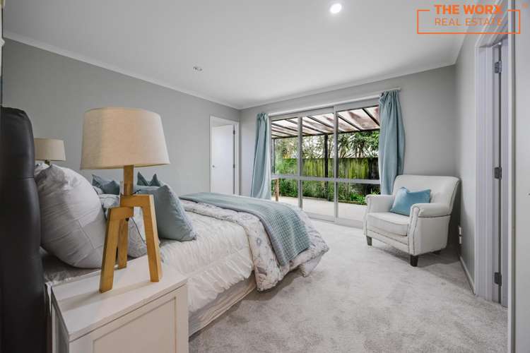 33 Captain Mitchell Drive_5
