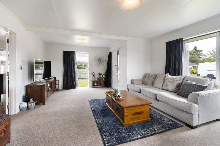 10 Suffolk Crescent Feilding_7