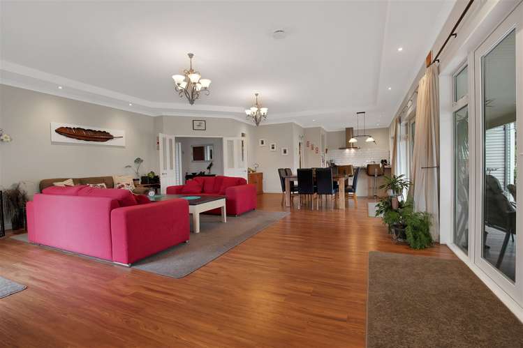 562 No 10 Road Swannanoa_9