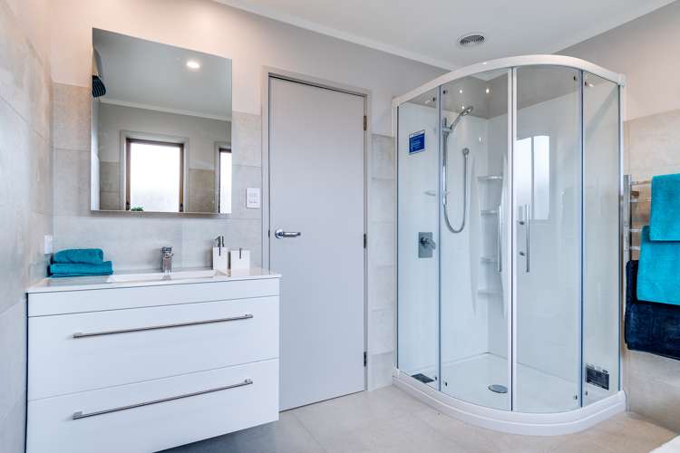 44 Guppy Road Greenmeadows_13