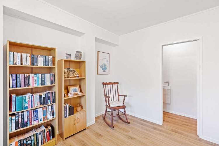 3/72 Lake Road Northcote_12