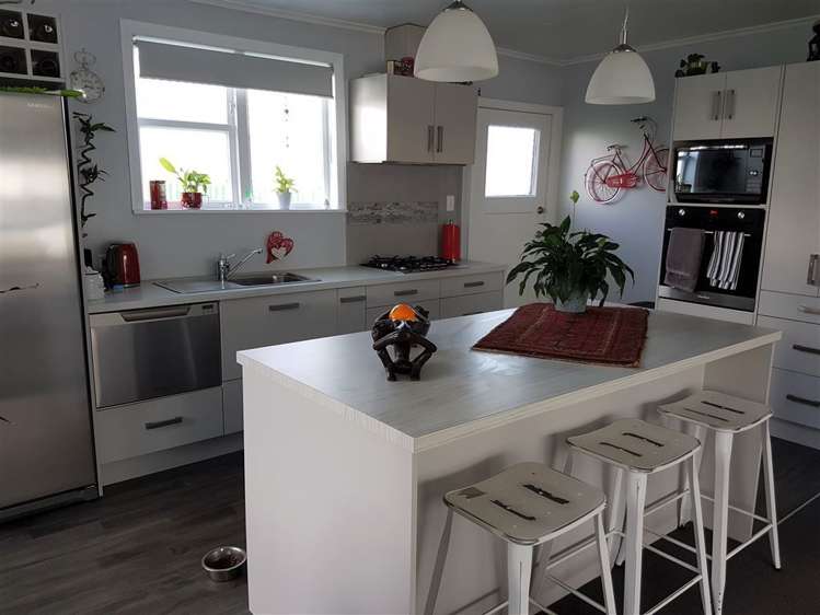 96 Thames Road Paeroa_8