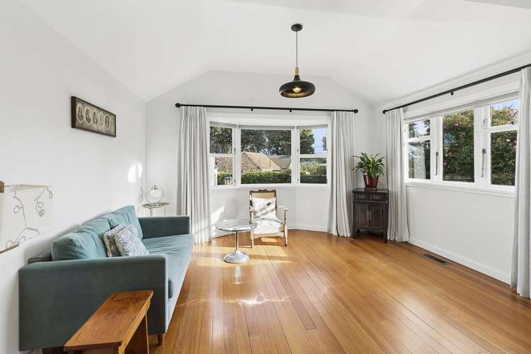 6 Ashleigh Crescent Miramar_18