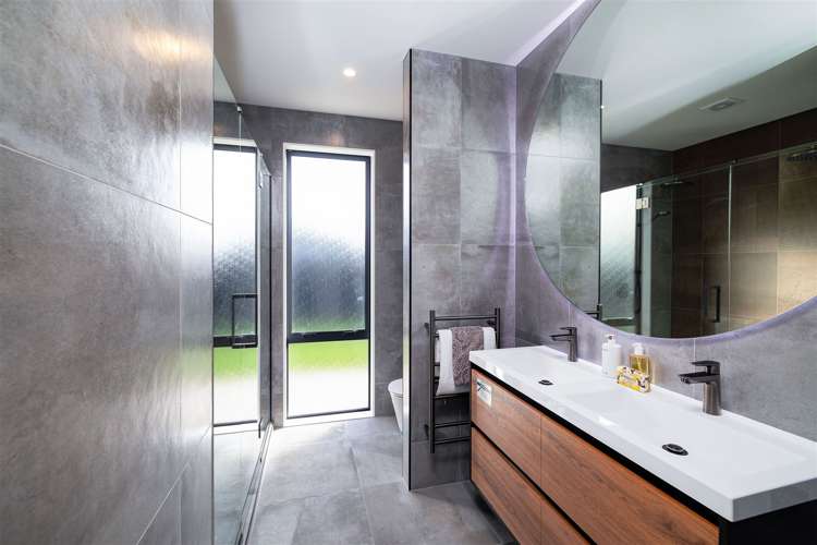 5 Florence Drive Lincoln_14