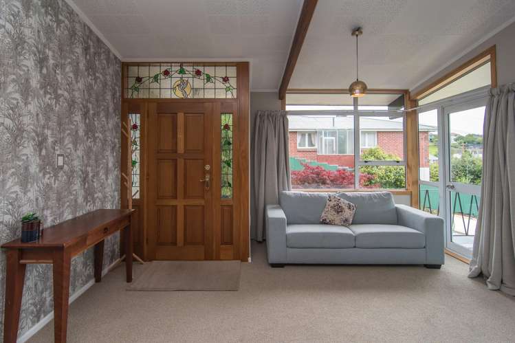 36 Athol Place Marchwiel_2