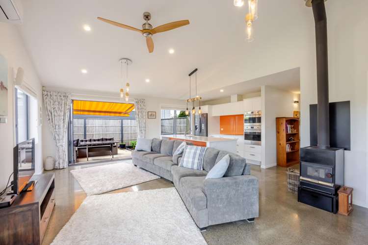 8 White Road Otane_5