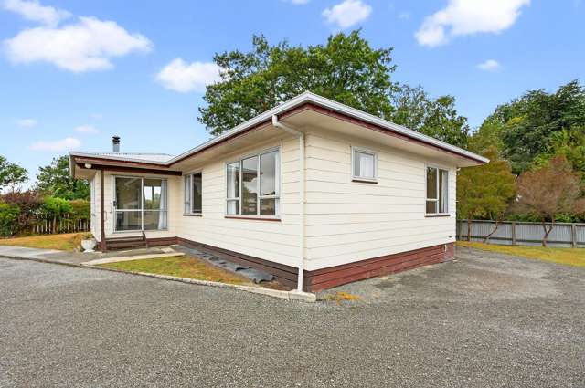 51 Montgomery Crescent Masterton_2