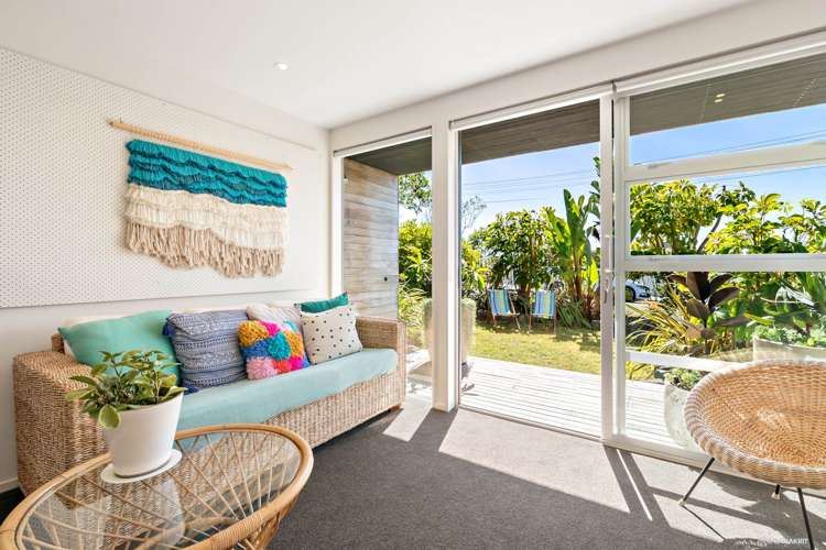 1/17 De Luen Avenue Tindalls Beach_13