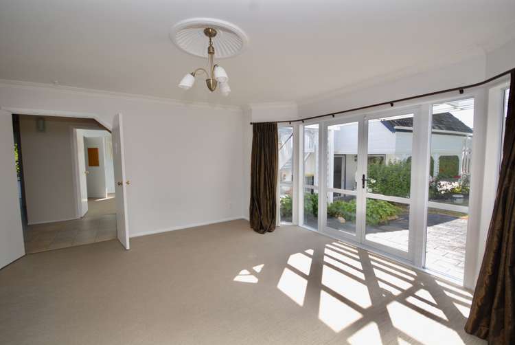 2/140 Nile Road Milford_11