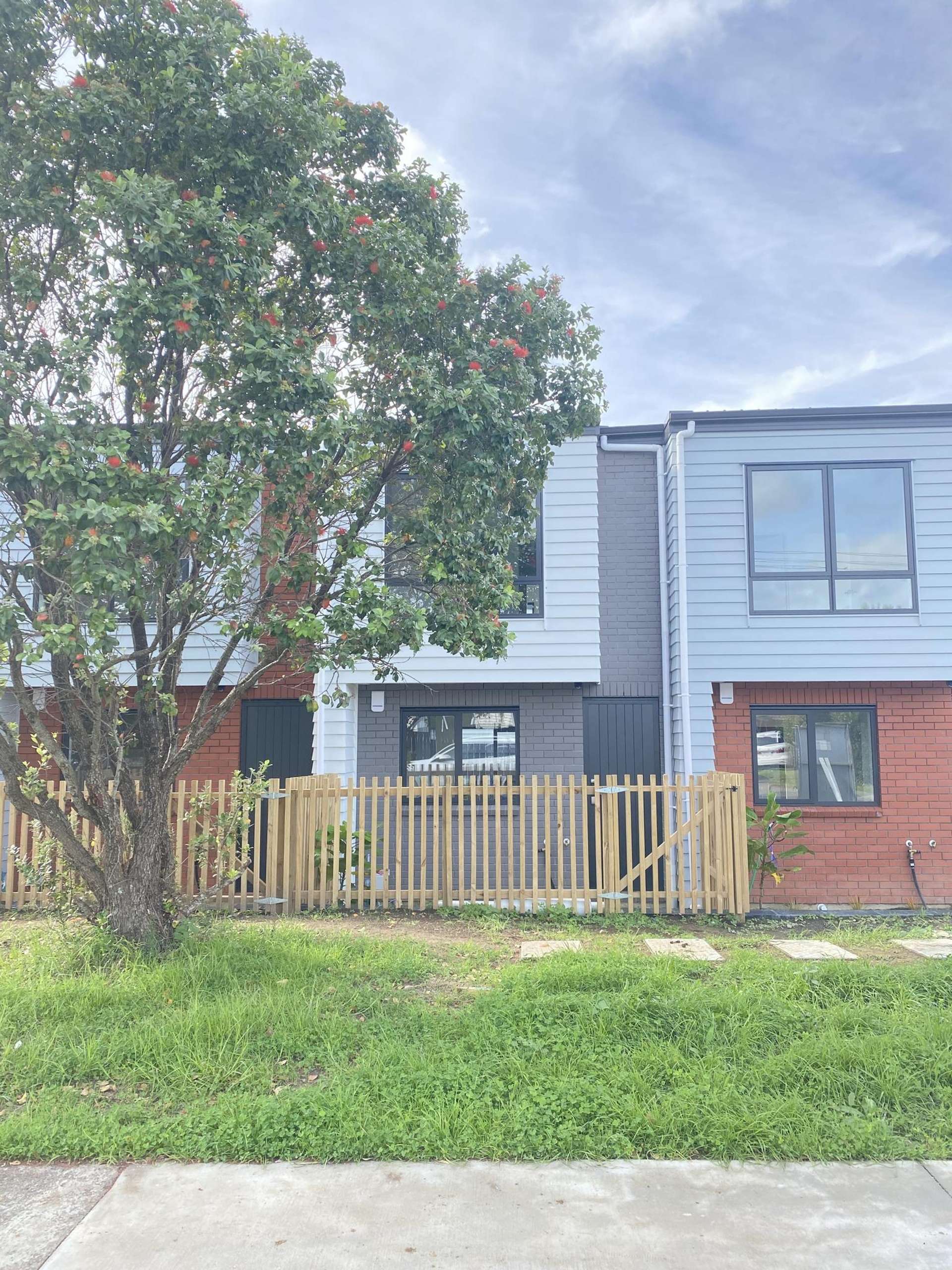 Unit 3/5&7 Hikurangi Street Te Atatu Peninsula_0