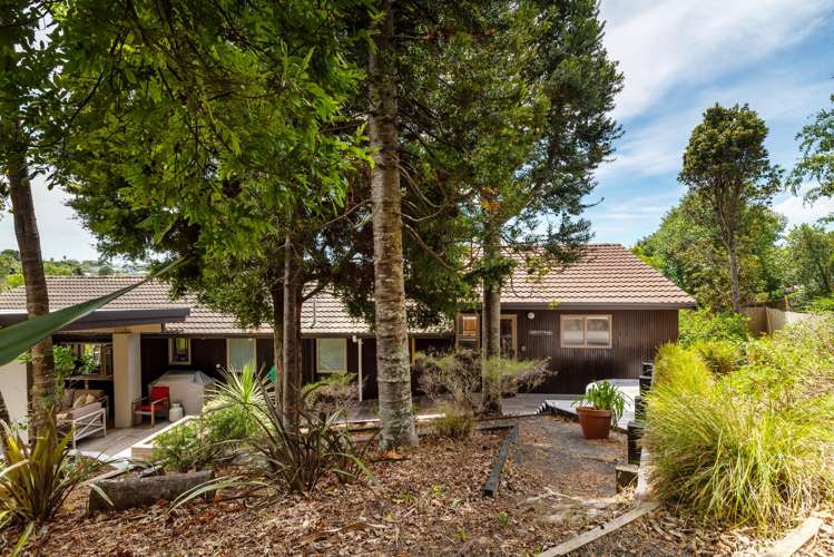 22 Surville Place Mairangi Bay_30