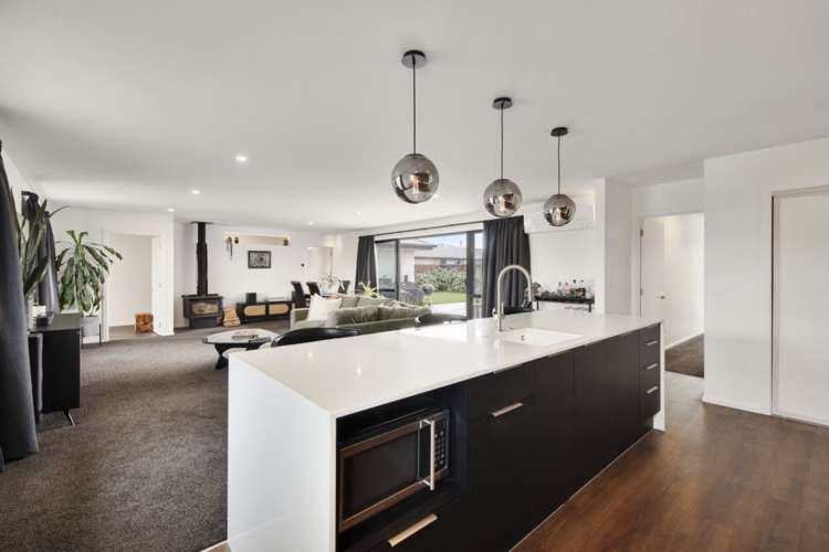 3 Merino Crescent Amberley_12