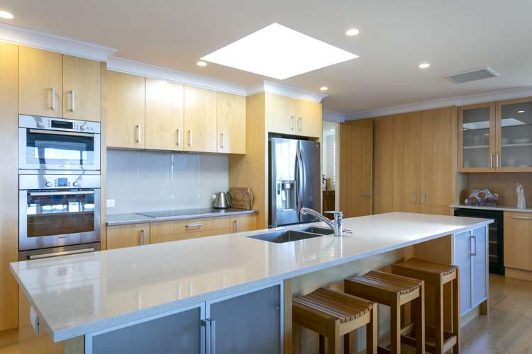 12/88 Lake Terrace Taupo_10