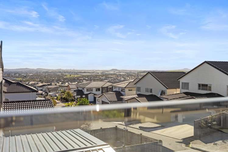 16 Lime Hill Rise Flat Bush_29