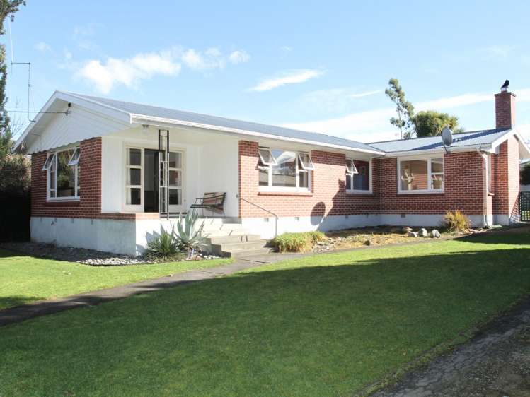 2 Dixon Street Waimate_0