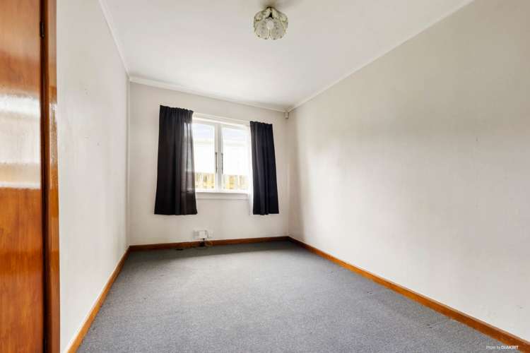 52 Beaubank Road Kelston_11