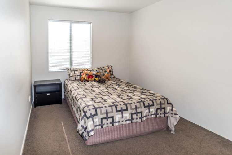 272 Alec Craig Way Gulf Harbour_9