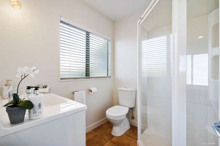 268 Glamorgan Drive Northcross_17