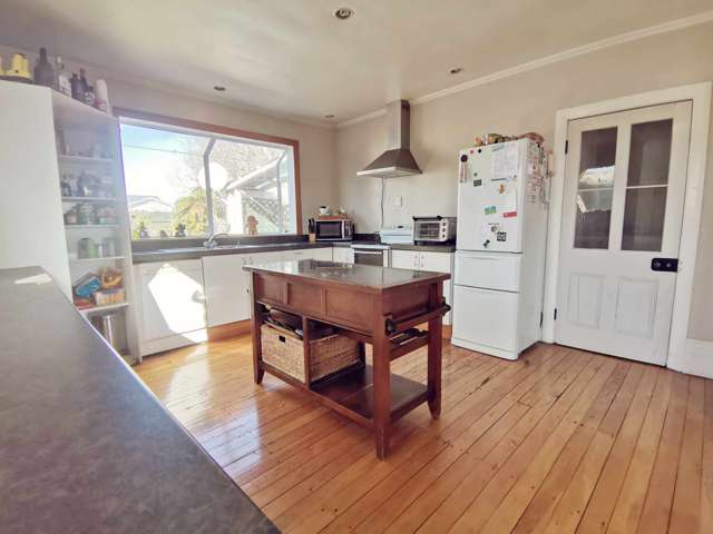 86 Bealey Street Hokitika_2