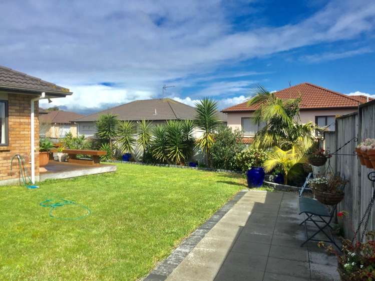 9 Noble Court Flat Bush_16