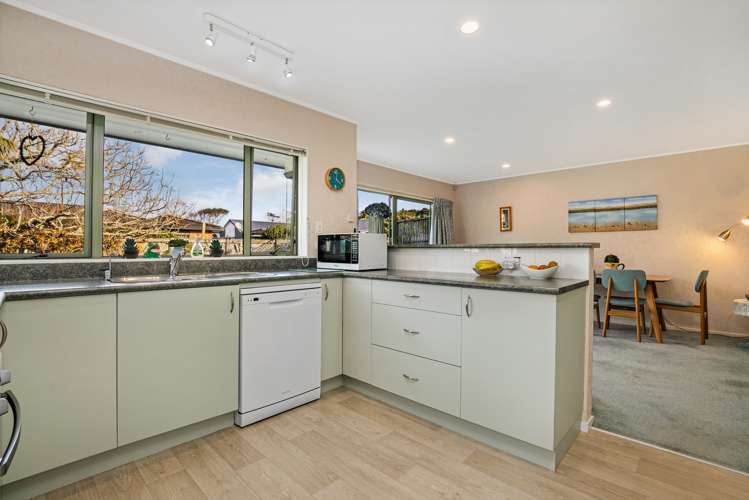 22 Lakeside Drive Orewa_7