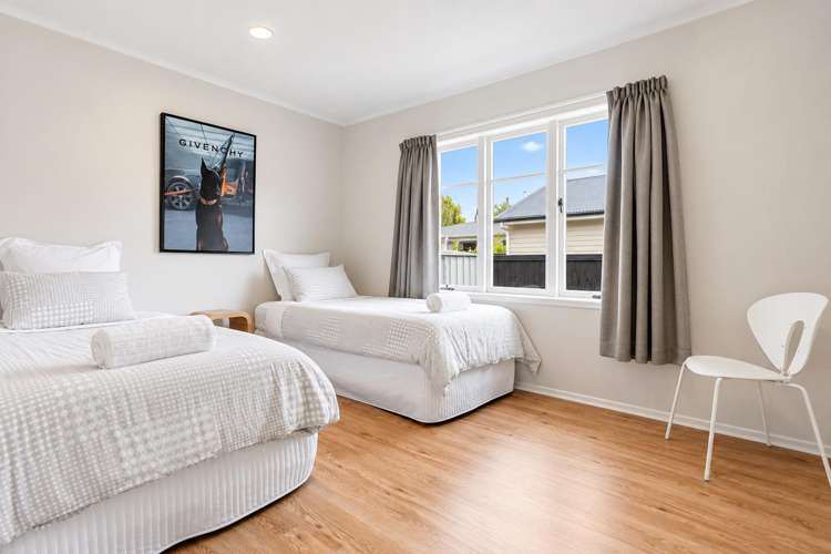 4 Somme Crescent Hillcrest_12