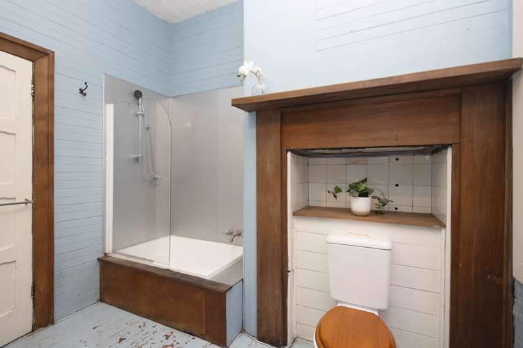 35 Ferry Road Days Bay_11