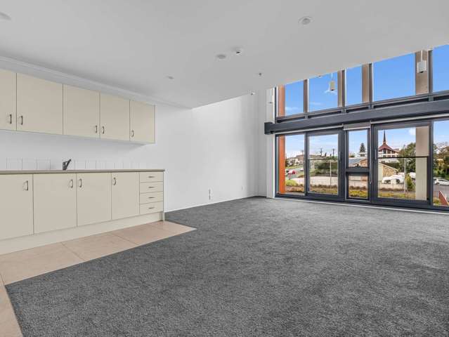 14F 30 Westward Ho Glen Eden_3