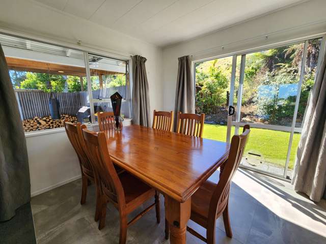 133 Coulson Road Paroa_3