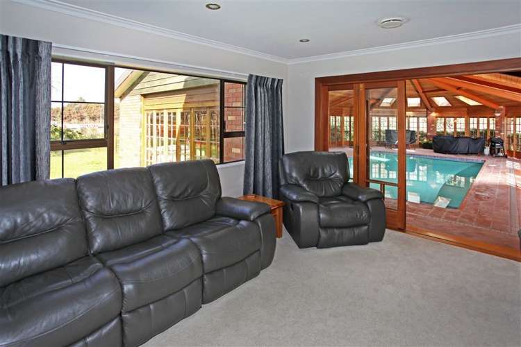 81 Pararekau Road Karaka_12
