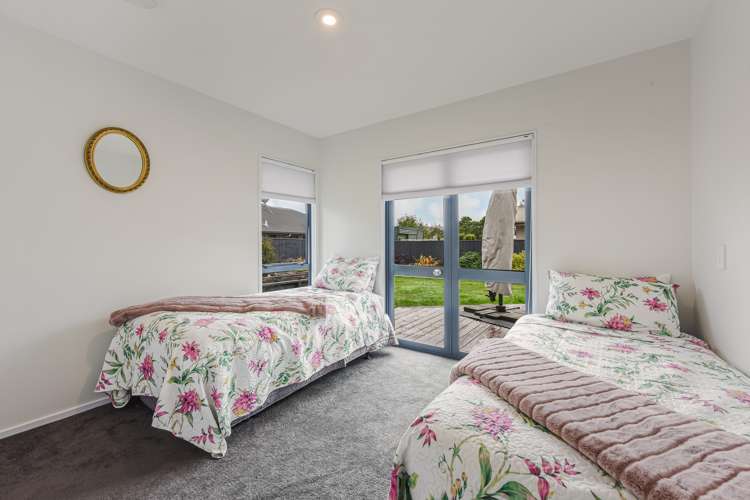 7 Maple Crescent Richmond_13