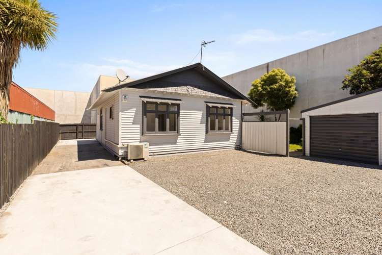 91A & 91 Garlands Road Hillsborough_29