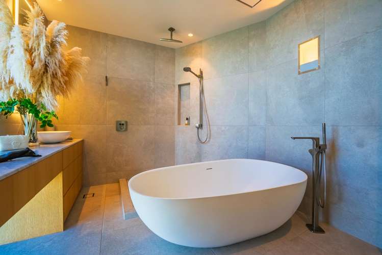 2/48A Seacliffe Avenue Belmont_8