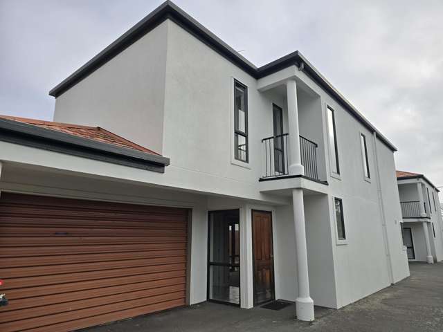 3 Bedroom Townhouse Addington