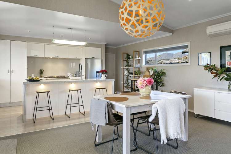 17 Brompton Close Richmond Heights_12