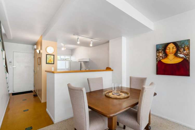 4/6 Sarsfield Street Herne Bay_5