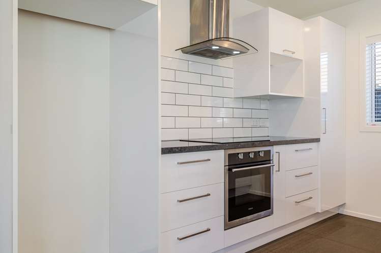 13 Sutherland Crescent Westbrook_8