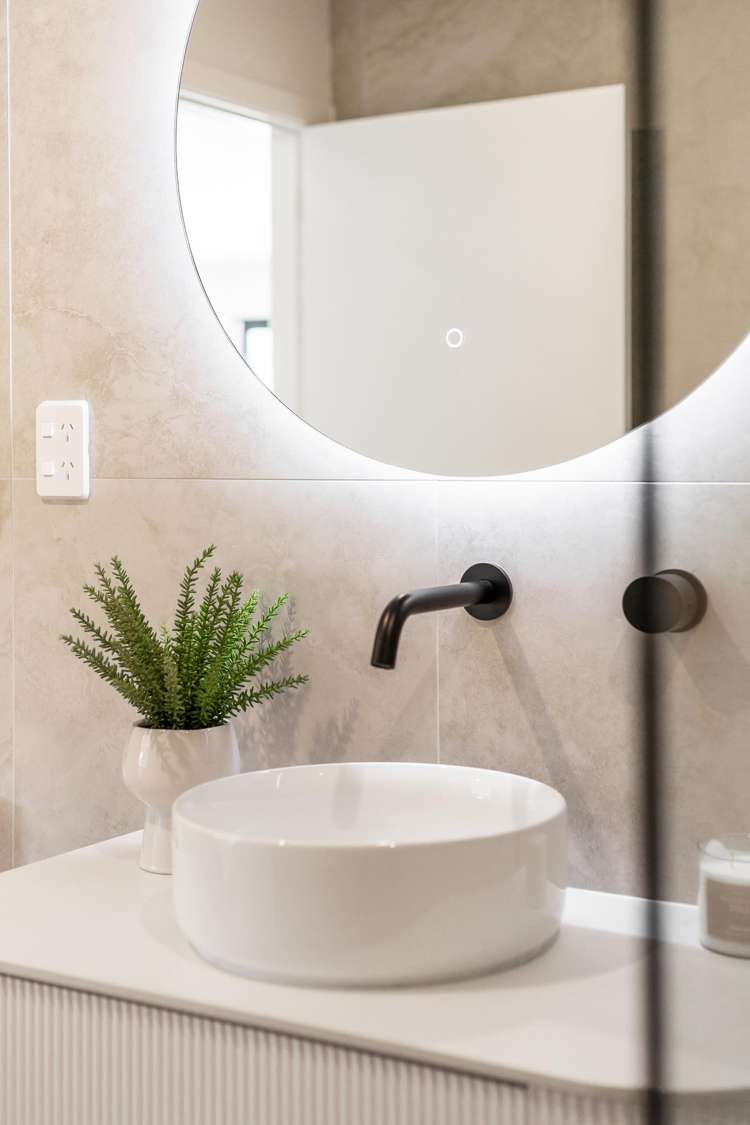 4B Columbia Way Kingston_12